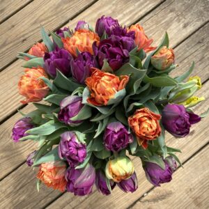 Life Christian Academy: Tulip Bouquet Fundraiser